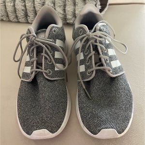 Adidas doudfoam for women. Grey and white sneakers in excellent condition.